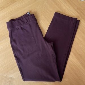 Duluth NoGa slim leg pants Large  brown